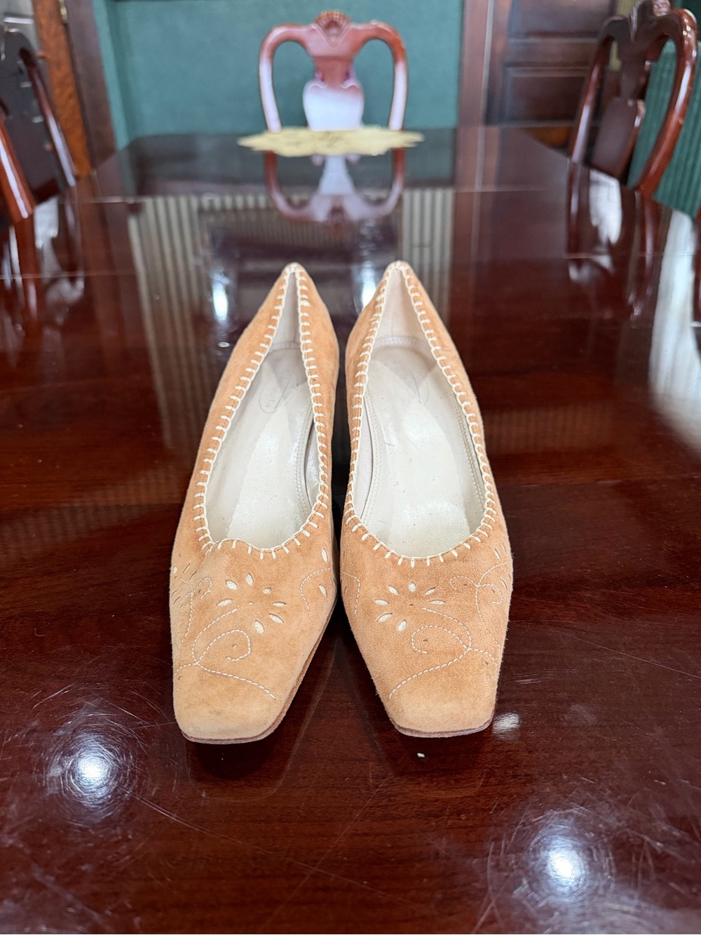 Talbots Women’s Suede Square-Toe Pumps in Tan leather upper and sole! Italy!